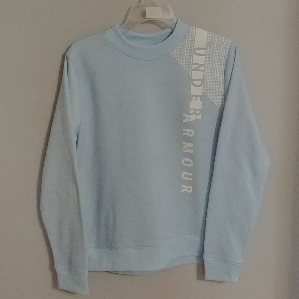 NWOT Under Armour Sweatshirt